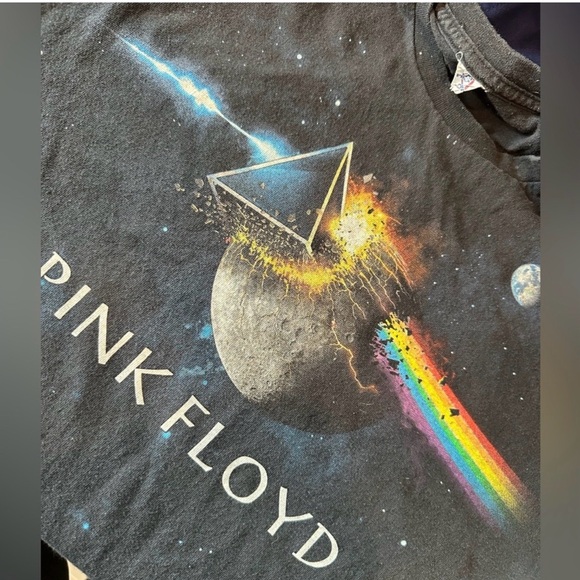 Vintage 1996 Pink Floyd Graphic T-Shirt - Picture 2 of 4